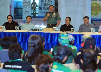 Di Depan Bonek, Ketum PSSI Tegaskan Akan Menghidupkan Persebaya