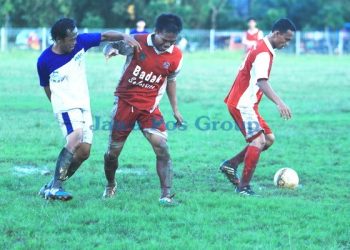 Badak Lolos Dramatis