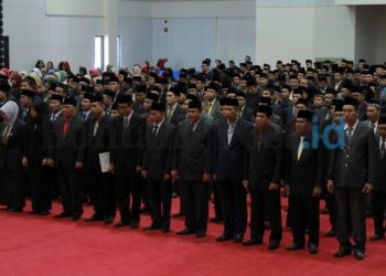 Mutasi Pejabat Dalam Lensa