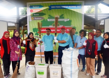 Peringati HPSN, PT KMU Bersih–bersih Lingkungan 