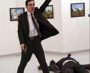 Foto Pembunuhan Dubes Rusia Juara ‘World Press Photo Award 2017’