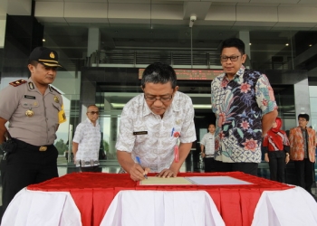PNS Sekretariat Daerah Berikrar Saber Pungli