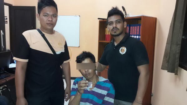 Coba Kelabui Polisi, Sabu Disimpan dalam Helm