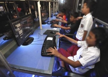 “Jangan Tugasi Siswa ke Warnet Cari Tugas Sekolah”