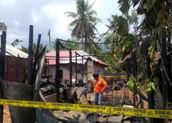 Lagi Masak, Api Sambar Dinding Dapur, Hitungan Menit, Rumah Ludes 