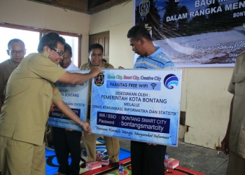 Tihi-tihi Terkoneksi Wifi, Diharapkan Para Nelayan Melek IT