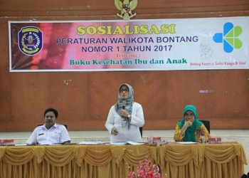 Pemkot Sosialisasi Buku Kesehatan Ibu dan Anak