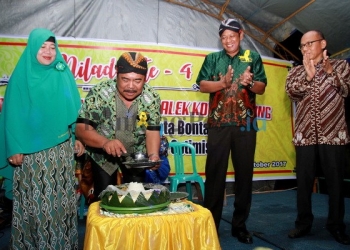 Ultah ke-4 di Hari Sumpah Pemuda