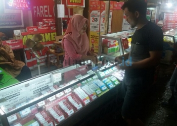 Terkait Kebijakan regristasi kartu prabayar, Penjual Kartu Perdana Resah 