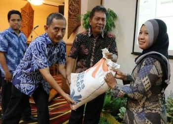 Uang PIP Beralih ke Beras