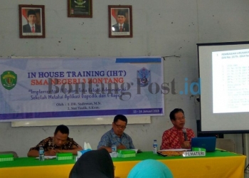 SMAN 3 Gelar In House Training