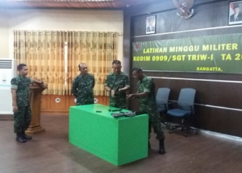 Anggota TNI Diuji Tes Bongkar Pasang Senjata