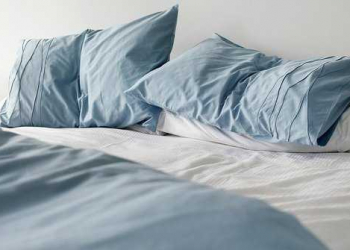 Ini Saat dan Cara yang Tepat untuk Mencuci Seprei