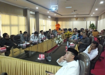 Alat Kelengkapan Pembahasan Sembilan Raperda Terbentuk 