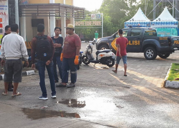 Pemuda Mabuk Ngamuk Rusak Warung Pakai Sajam 