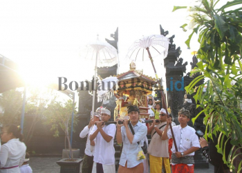 Potret Upacara Melasti