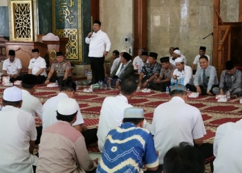 Bupati ‘Sentil’ Pegawai di Momen Perayaan Isra Mikraj