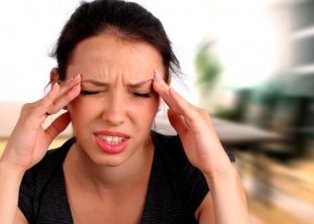 Sering Tiba-Tiba Sakit Kepala, Ini Tiga Hal Penyebabnya