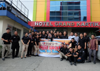 Grand Kartika Bagi-Bagi 500 Takjil