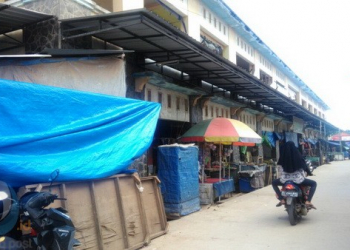 WADUH!!! Tidak Berfungsi, Pasar Dijadikan Gudang 