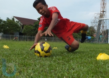 Tim Sepak Bola Bontang Tatap Popprov