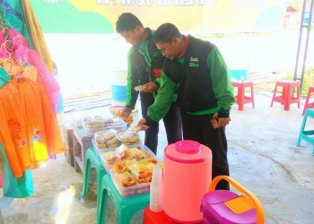 Niatkan Berbagi Sekaligus Bantu Kaum Duafa