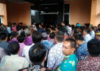 TK2D Keluhkan Gaji Tak Tepat Waktu 