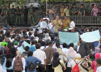 TK2D Tuntut Turunkan Plt Kadisdik Kutim