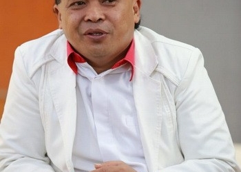 Berjuang Tuntaskan Masalah Kesejahteraan Tenaga Pengajar 