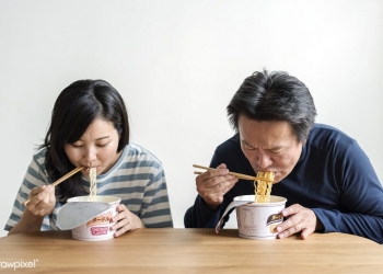 HATI-HATI! Makanan Instan Pemicu Awal Strok