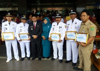 HEBAT!!! RT 8 Antar Berebas Tengah Juara Nasional