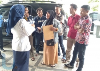 Puluhan Pekerja Diupah Tak Sesuai UMK? 