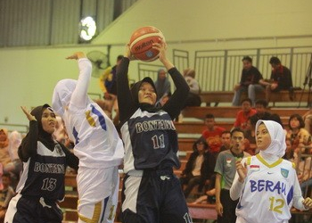 Bontang Unggul Tipis atas Berau