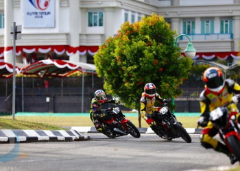 Tuan Rumah Dominasi Balap Motor