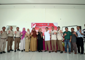 Rangkaian Bulan K3, Pupuk Kaltim Gelar Sosialisasi HIV/AIDS dan IMS Kepada Masyarakat Buffer Zone