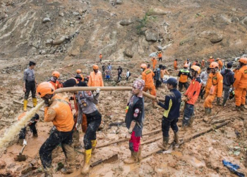 Pencarian Korban Longsor Sukabumi Terkendala Cuaca