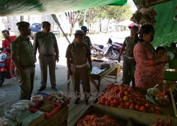 Sudah Ditegur, Trotoar Masih Jadi Tempat Jualan dan Tumpukan Material Bangunan