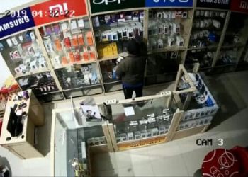 Dibobol, Toko Ponsel Ini Rugi Ratusan Juta