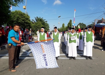 Semarak 17 Agustus, Pupuk Kaltim Dukung Parade Gerak Jalan dan Pawai di Loktuan