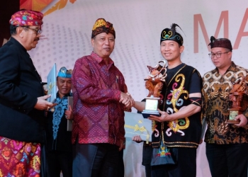 Dorong Kemajuan Inovasi dan Iptek, Pupuk Kaltim Raih Anugerah Abyudaya dari Kemristekdikti