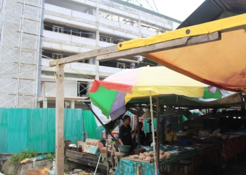 Diminta Pindah, Pedagang Berat Hati Tinggalkan Lapak