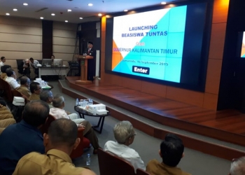 Gubernur Isran Luncurkan Beasiswa Kaltim Tuntas, yang Dapat Ribuan