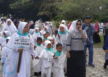 Gelar Manasik Haji Cilik, Neni: Kuatkan Keimanan Anak Sejak Dini