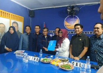 Kembalikan Formulir di Nasdem, Tanda Serius Neni Maju