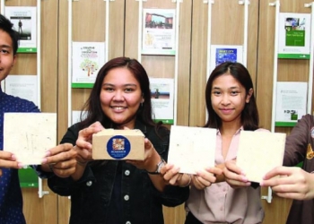 Unik, Tongkol Jagung dan Cangkang Kerang Disulap Jadi Keramik