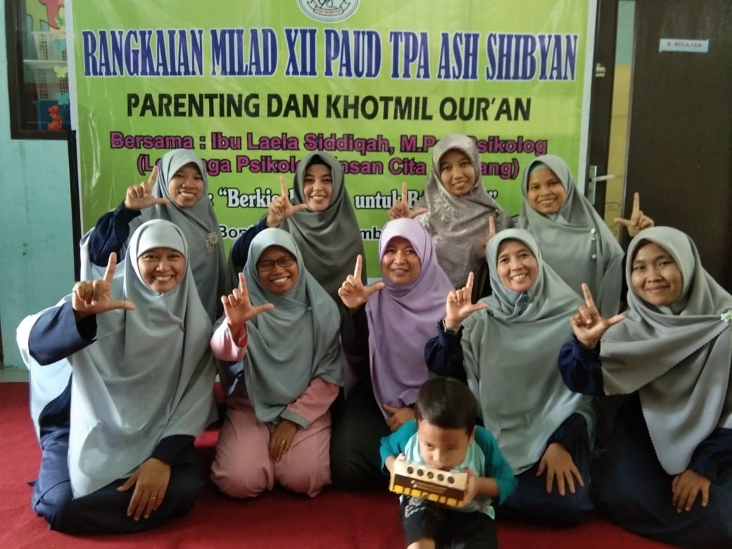 Pendidikan Keluarga untuk Pengembangan Literasi Anak Sejak Dini di PAUD TPA Ash Shibyan Bontang 1