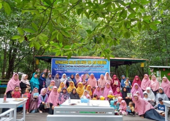 Pendidikan Keluarga untuk Pengembangan Literasi Anak Sejak Dini di PAUD TPA Ash Shibyan Bontang