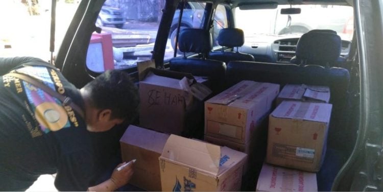 Polres Bontang mengamankan ribuan miras ilegal di beberapa titik di Bontang menjelang tahun baru. (Polres Bontang for Bontangpost.id)