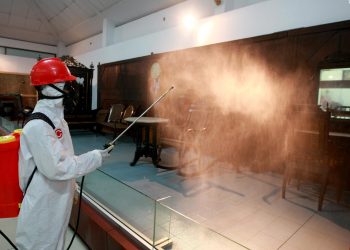 Marak Penggunaan Disinfektan, Ini Cara Pemakaian yang Benar