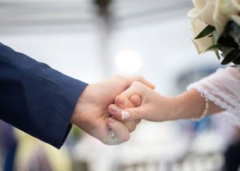 Pandemi Tak Halangi Ikat Janji, Empat Pasangan Menikah di KUA Bontang Utara